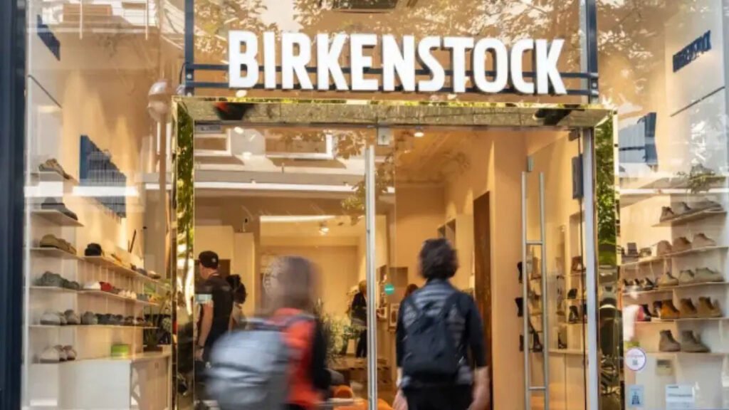 BIRKENSTOCK Brings Its Iconic Footbed Experience to Paris