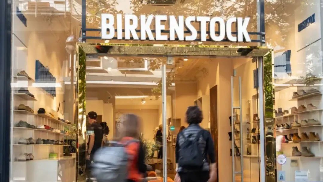 BIRKENSTOCK Brings Its Iconic Footbed Experience to Paris
